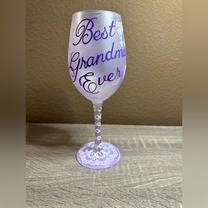 Best grandma ever wine glass